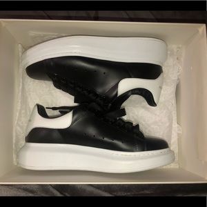 Alexander Mcqueen Oversized Sneaker - Womens